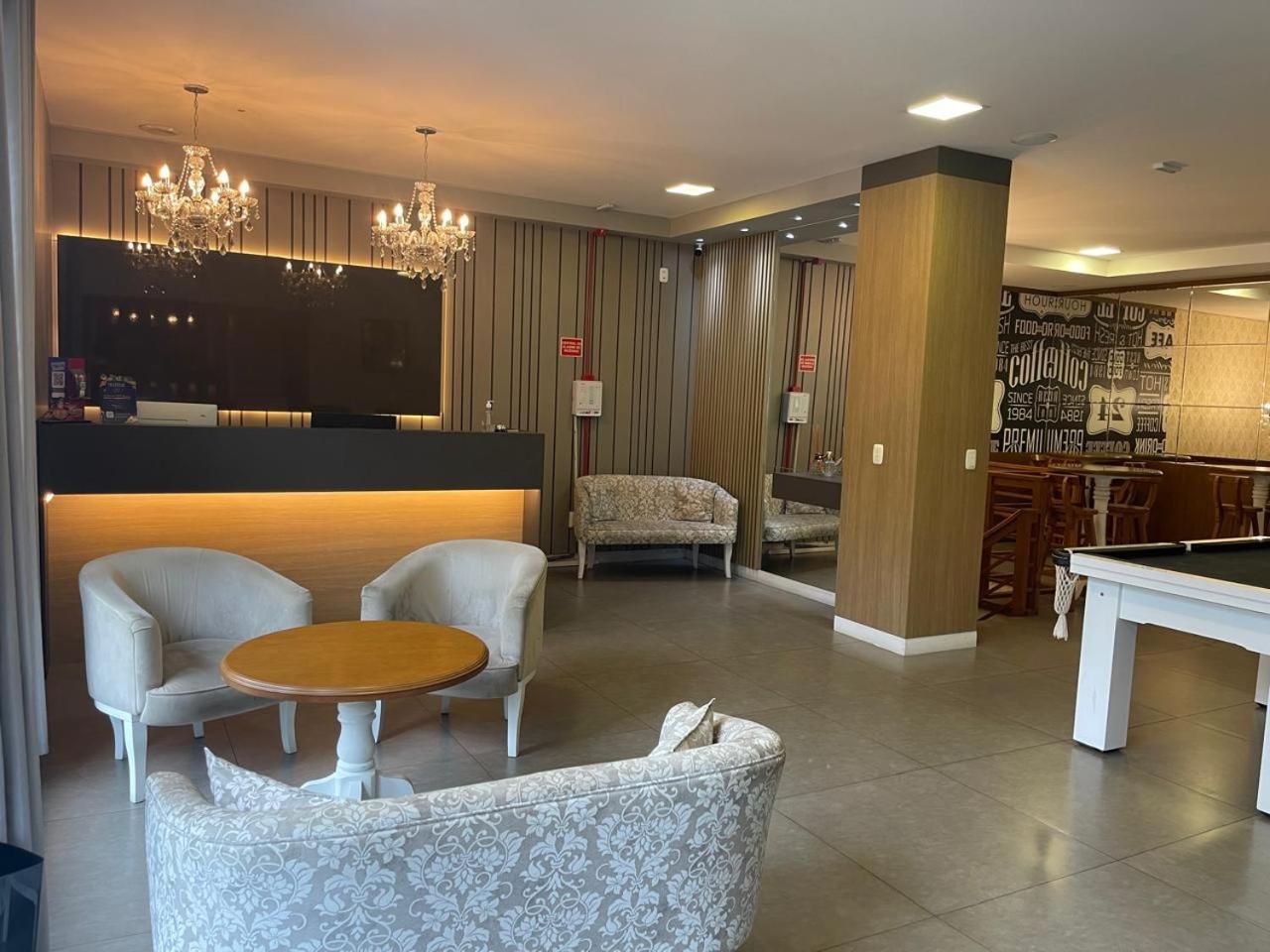 Eleganz Suites Грамаду Екстериор снимка