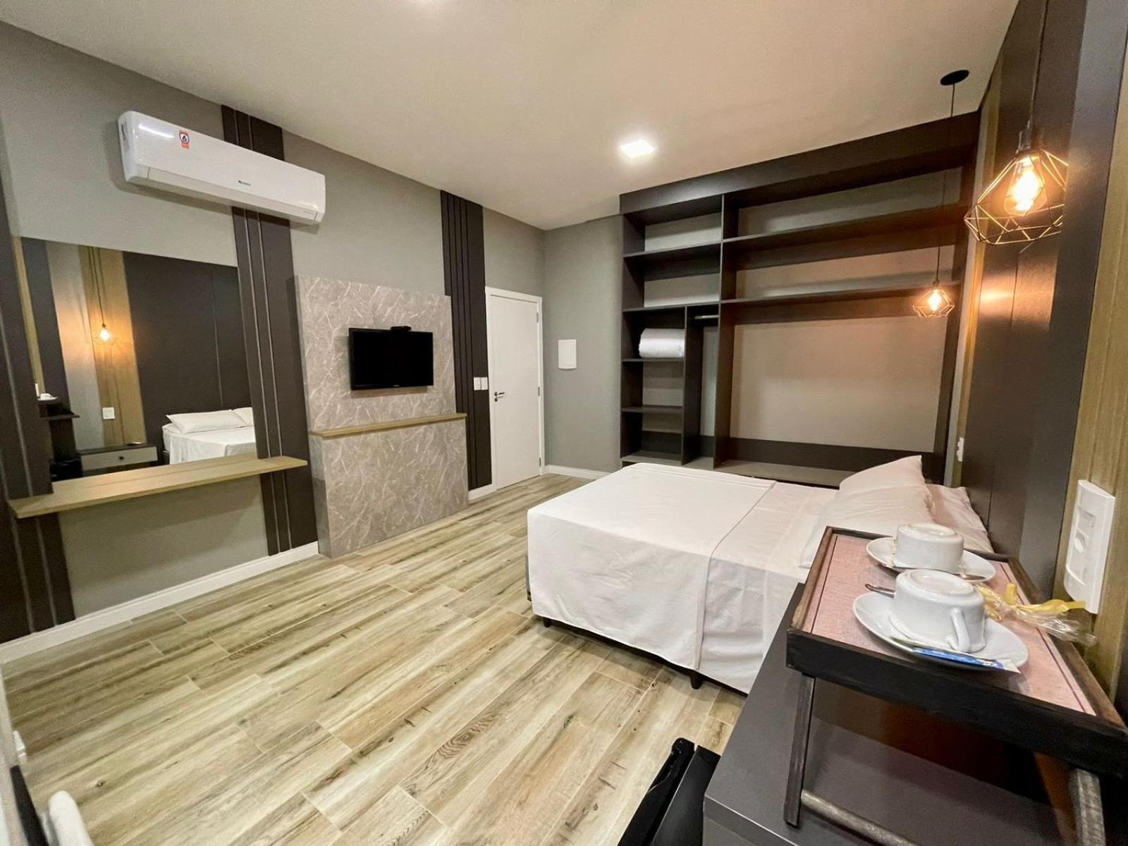 Eleganz Suites Грамаду Екстериор снимка