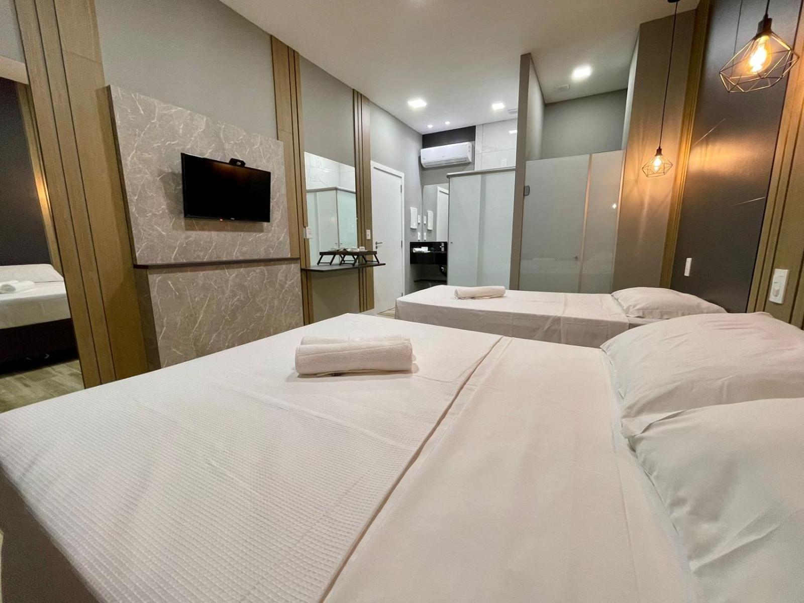 Eleganz Suites Грамаду Екстериор снимка