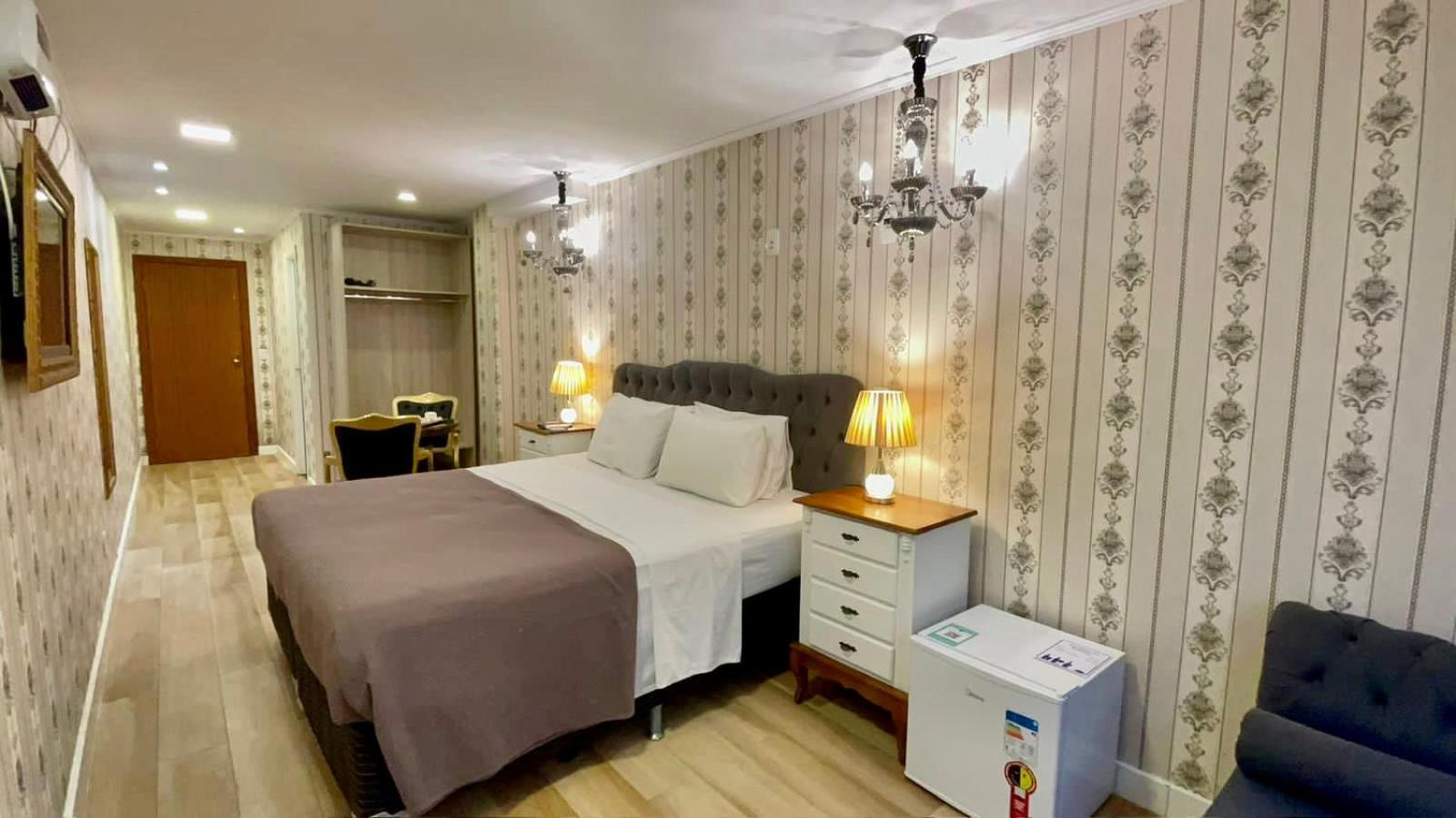 Eleganz Suites Грамаду Екстериор снимка